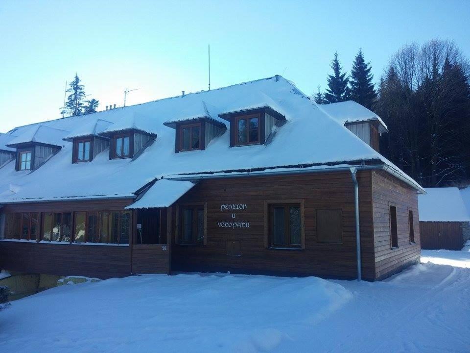 Penzion U Vodopadu Karlova Studánka エクステリア 写真