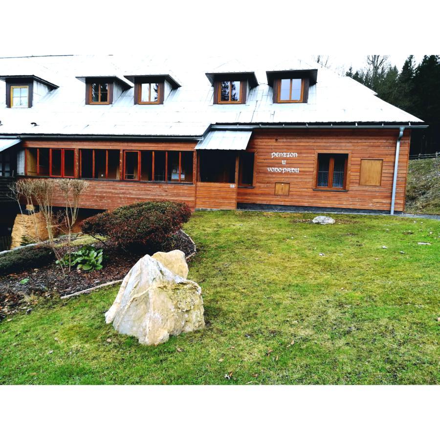 Penzion U Vodopadu Karlova Studánka エクステリア 写真