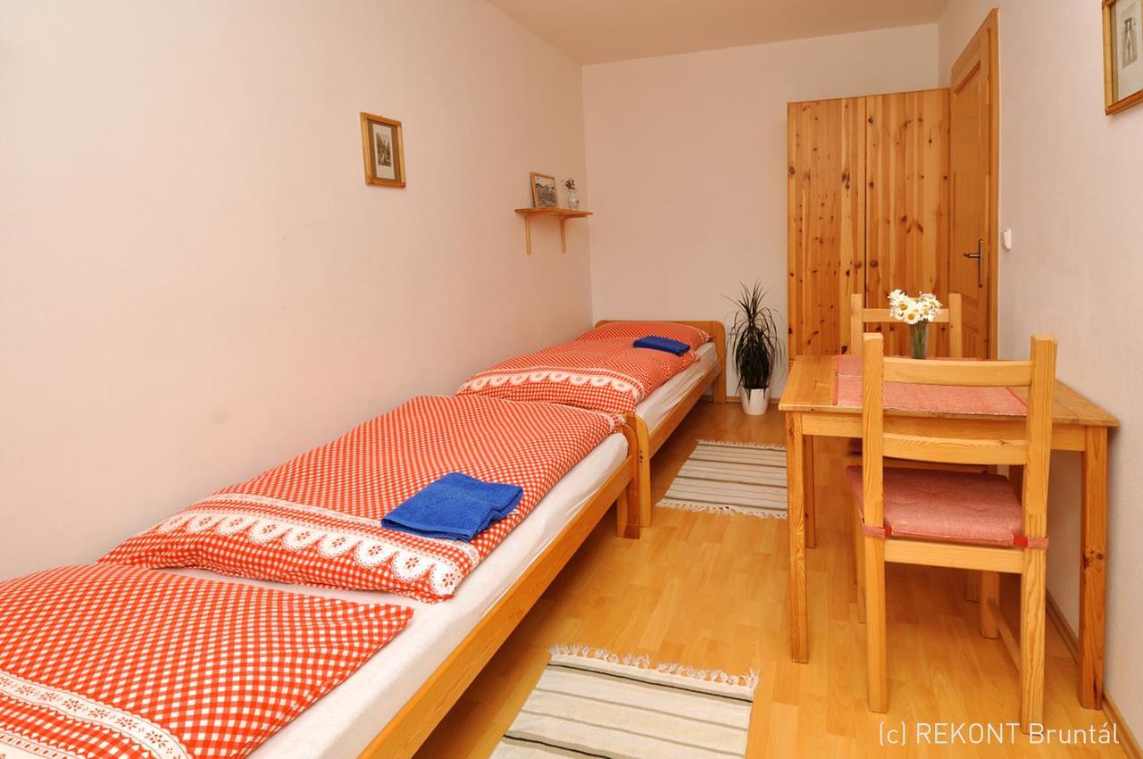 Penzion U Vodopadu Karlova Studánka エクステリア 写真